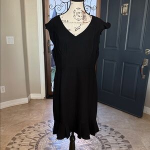 19 COOPER LITTLE BLACK DRESS WITH FLARAL LACE CUTOUT ON BACK